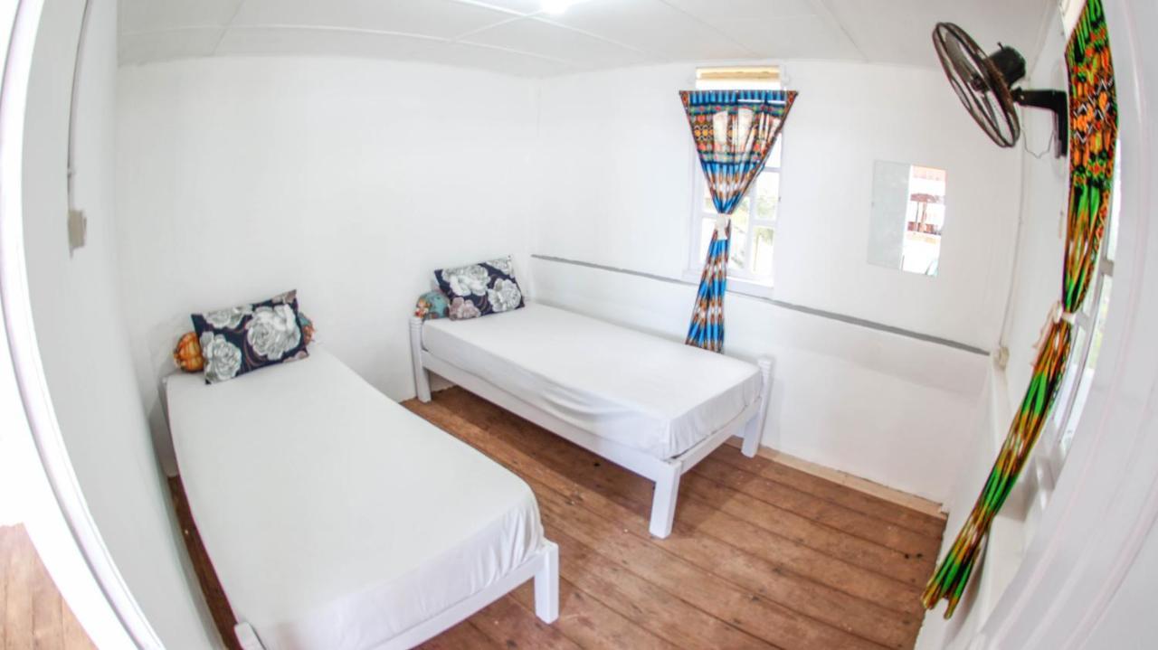 Nias Surf Stay Lagudri Buitenkant foto
